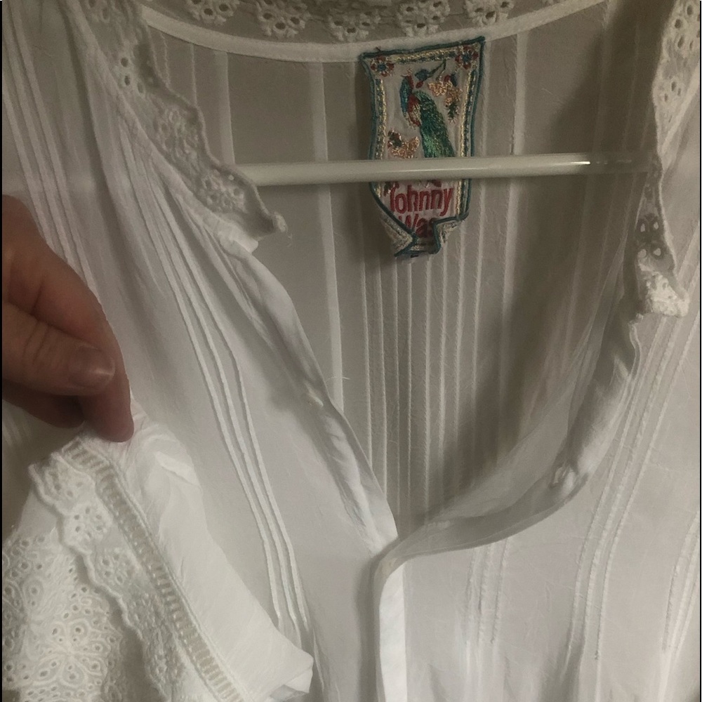 💝SALE Like new Johnny Was gorgeous peasant shirt. - Picture 3 of 4